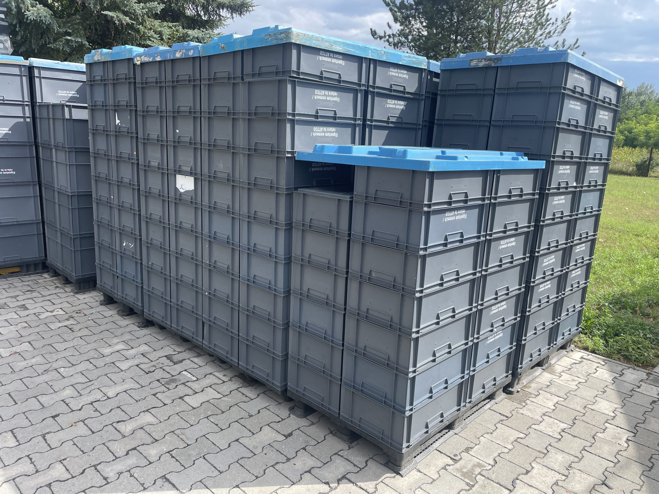 Used Plastic Box